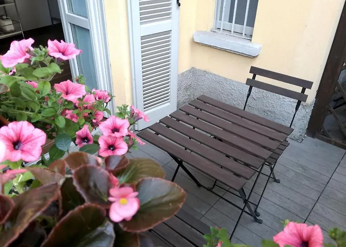 Lägenhet Al Molo 3 Como